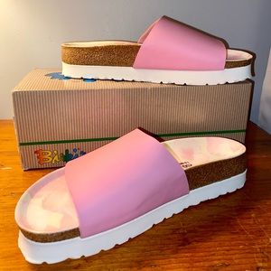 Birki’s “Oahu” slides